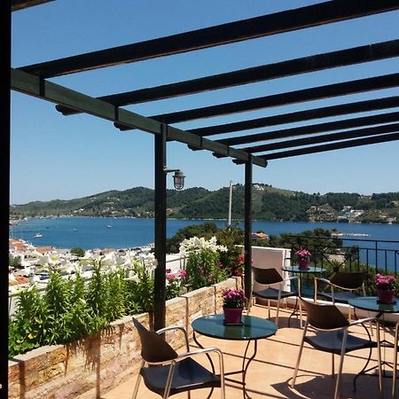 Pension Onar Skiathos Town Bagian luar foto